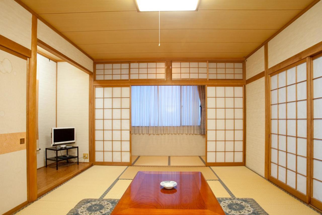 Отель Togari Onsen Alpen Plaza Iiyama Экстерьер фото